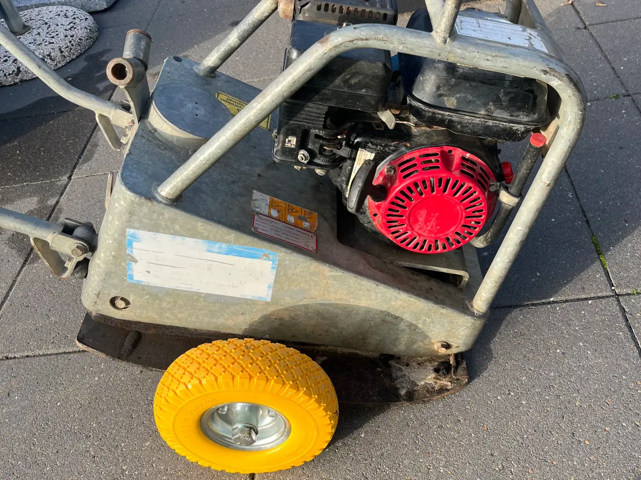 Billede 2 - Swepac F90A pladevibrator