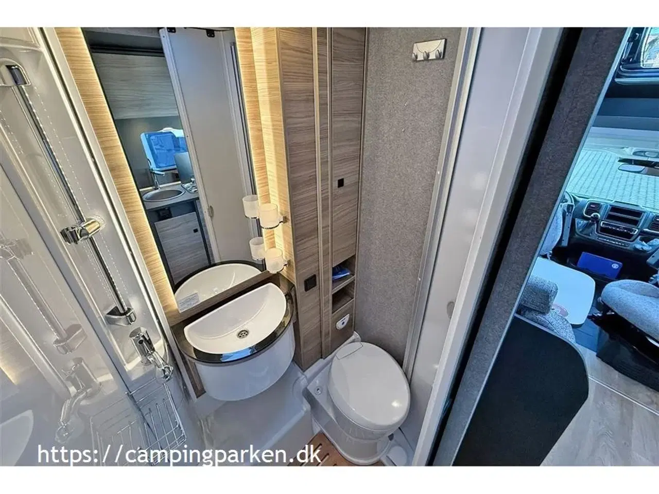 Billede 15 - 2025 - Dethleffs Trend T 6617 EB   Super flot, nyudviklet Dethleffs Trend, automatgear, lave enkeltsenge, 6,71 m lang