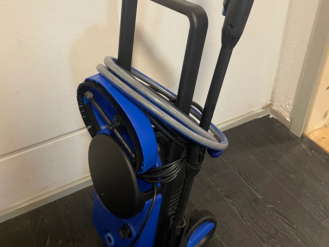 Billede 4 - Højtryksrenser   Nilfisk  core 130 , 