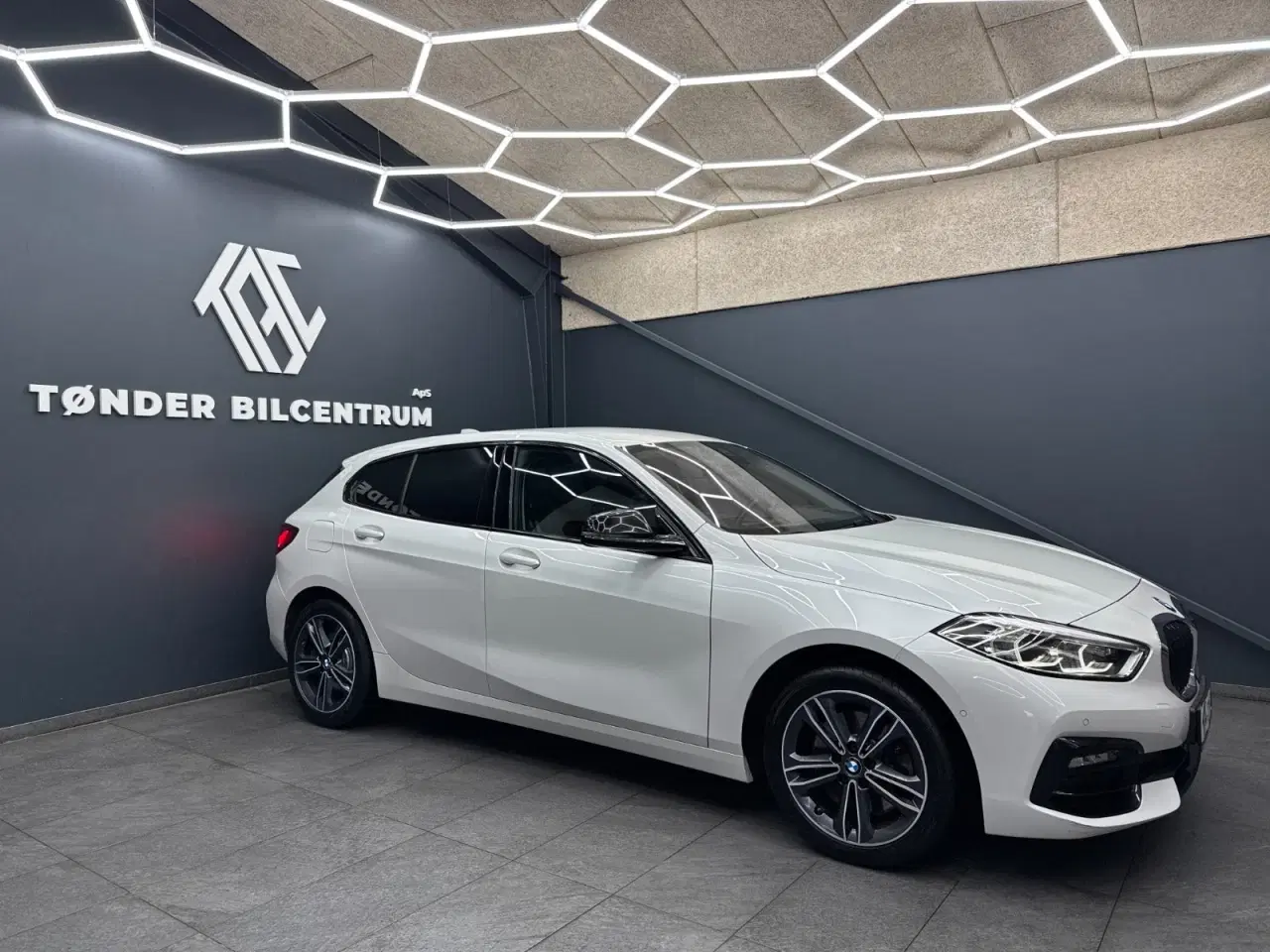 Billede 3 - BMW 120d 2,0 Sport Line xDrive aut.