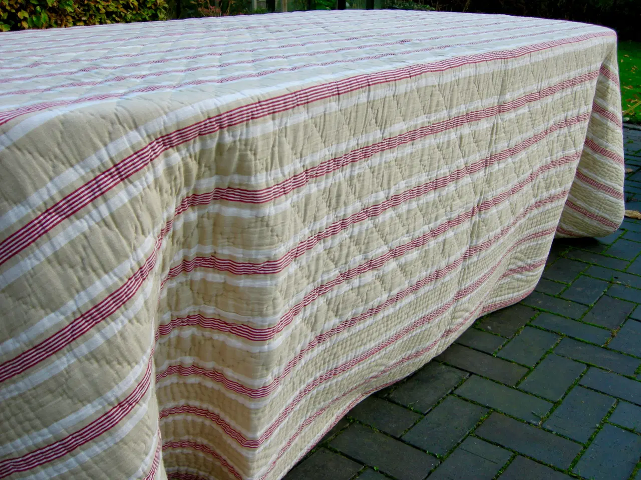 Billede 12 - Sengetæppe 270 x 245 Fransk vintage håndsyet quilt