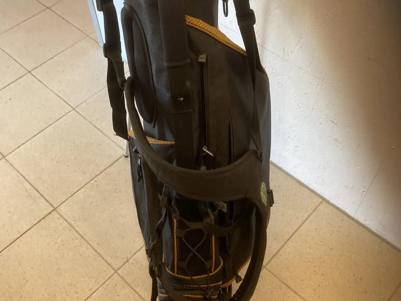 Billede 5 - Golf BÆREBAG  Rummelig , dobb. Bæresele