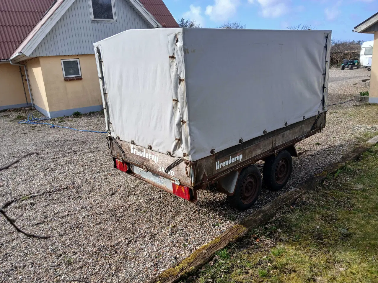 Billede 3 - Trailer med høj presenning