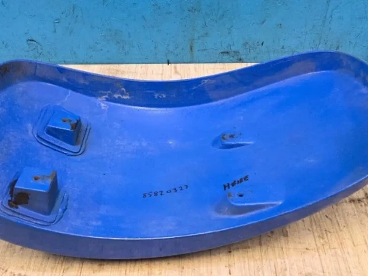 Billede 4 - New Holland LM435A Hjulskærm R. 85820327