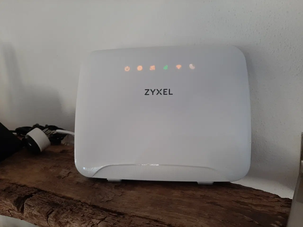 Billede 2 - 4G⚪Zyxel lte3316, simkort, og fastnet telefoni