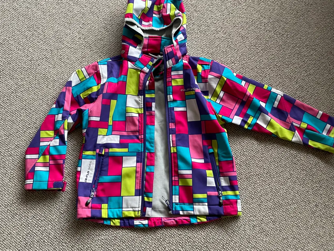 Billede 1 - Fleece jakke størrelse 6 år, Color Kids