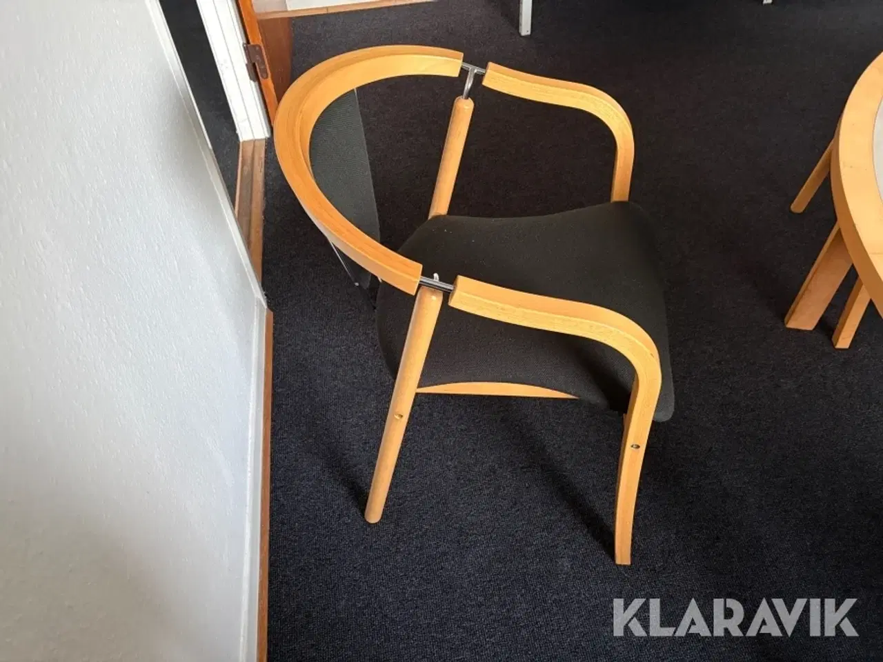 Billede 3 - Stort lot med kontormøbler