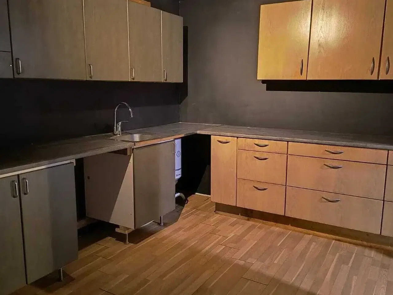 Billede 8 - 100 m2 lager / værksted med kontor køkken og wc