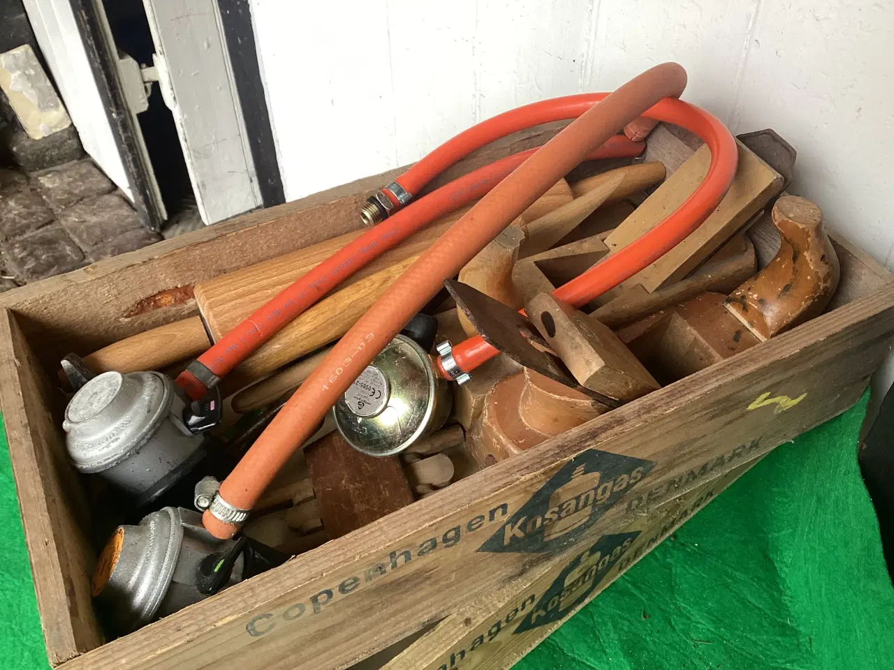 Billede 1 - Kosangas kasse med div