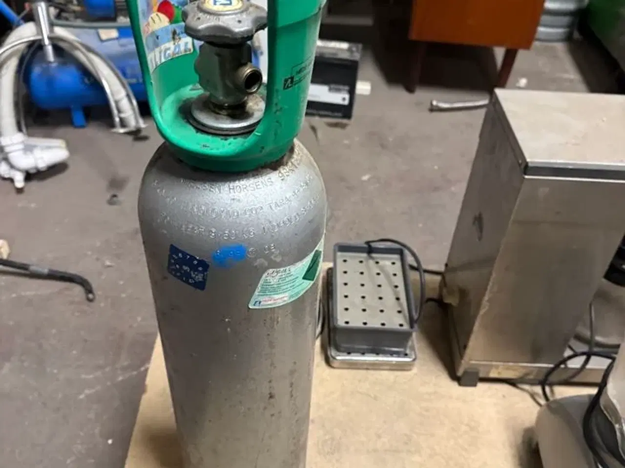 Billede 5 - Kulsyreflaske. Fadølsskylletank. Bonomat kaffemaskine mm. (MOMSFRI)