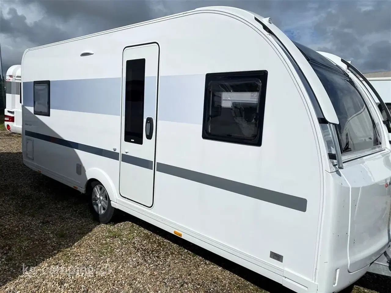 Billede 1 - 2021 - Adria Adora 522 UP Alde Centralvarme ALDE centralvarme, Truma XT mover, EL-ben, THULE markise, 200W solcelle anlæg, Aircon mm.