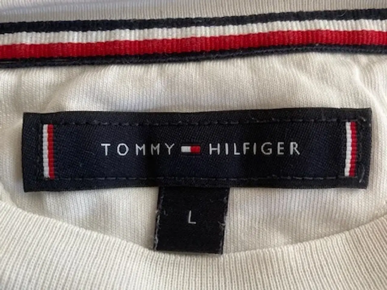 Billede 3 - Tommy Hilfiger t-shirt