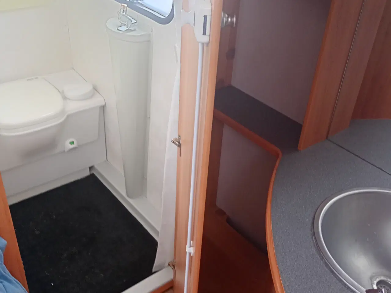 Billede 4 - 2004 Adria 432 PS