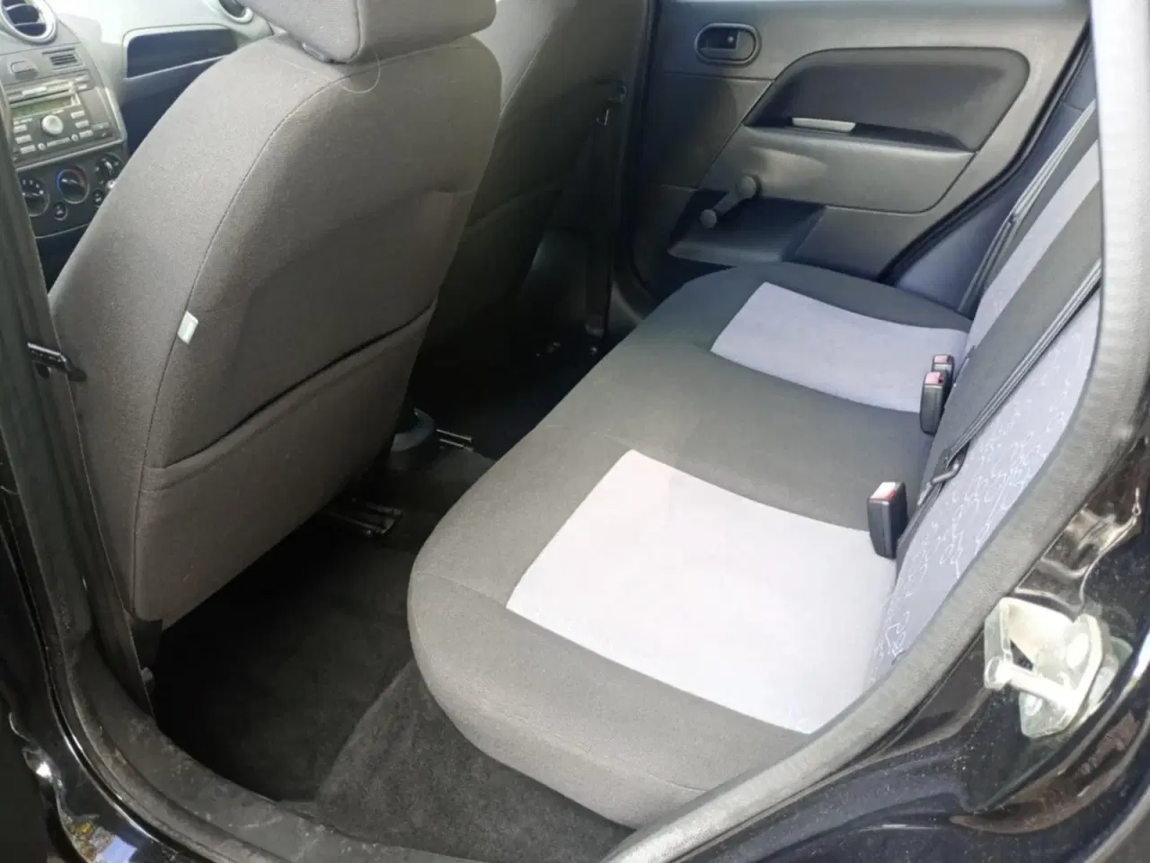 Billede 10 - Ford Fiesta 1,4 Ambiente