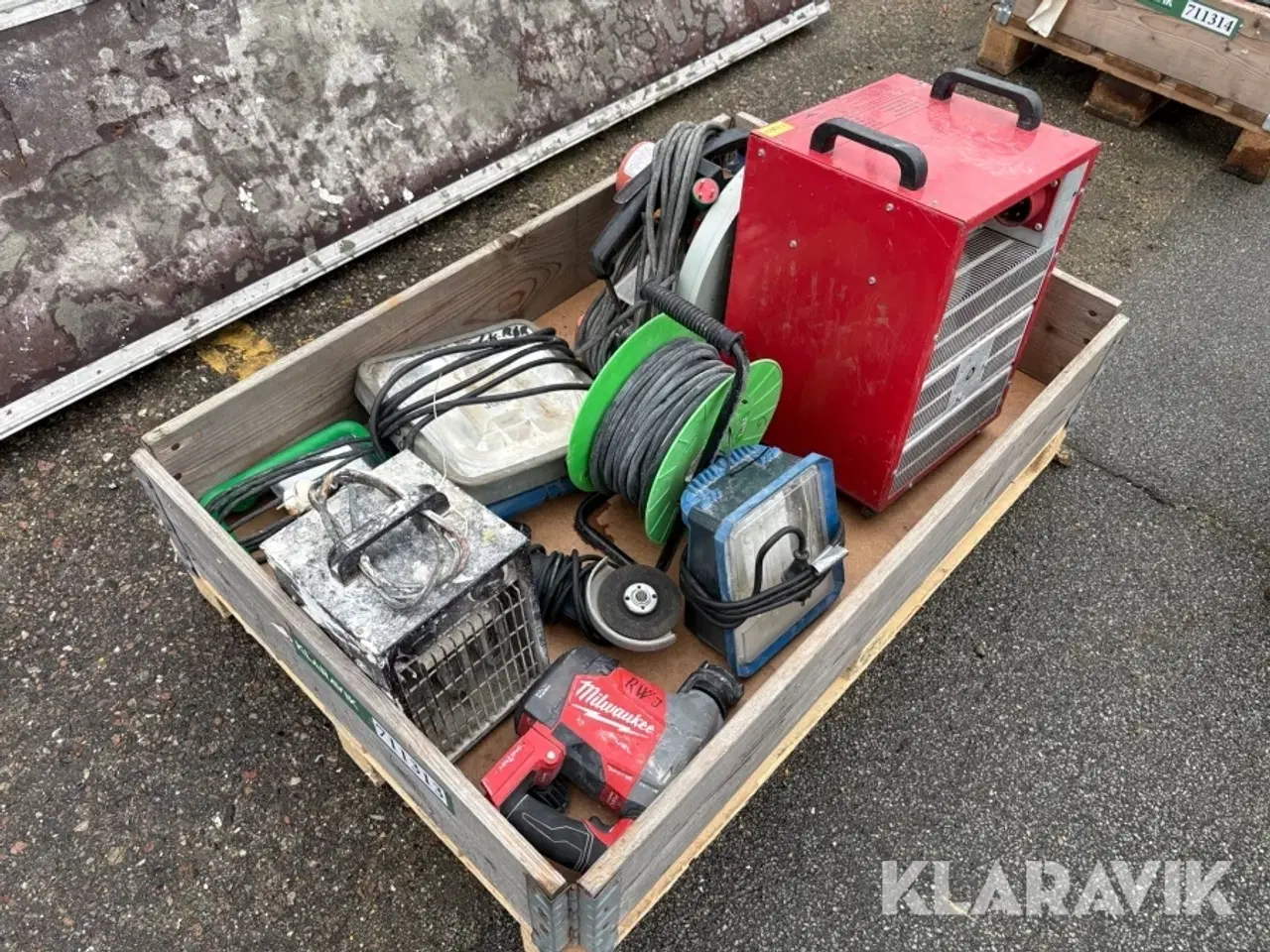 Billede 1 - Håndværktøj, lamper og varmeblæsere