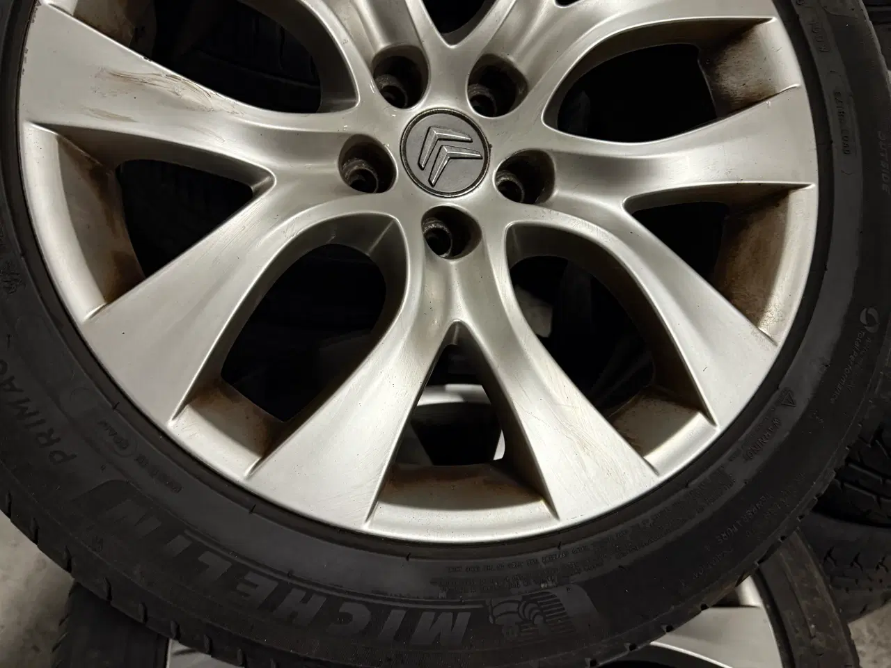 Billede 11 - Diverse dæk med fælg