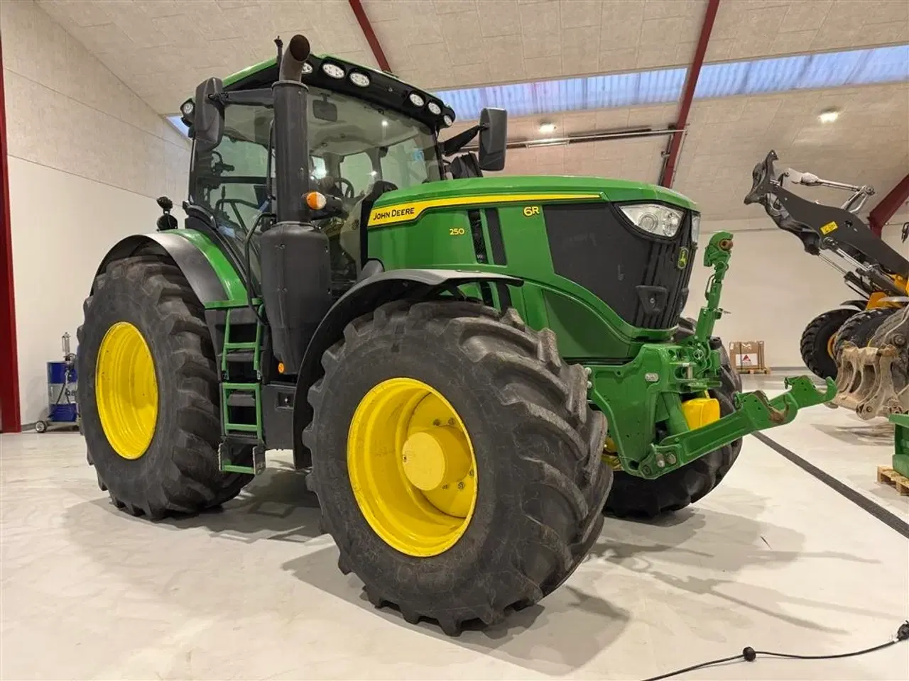 Billede 5 - John Deere 6R250 KUN 1300 TIMER! MEDE FRONT PTO OG GEN5 SKÆRM!