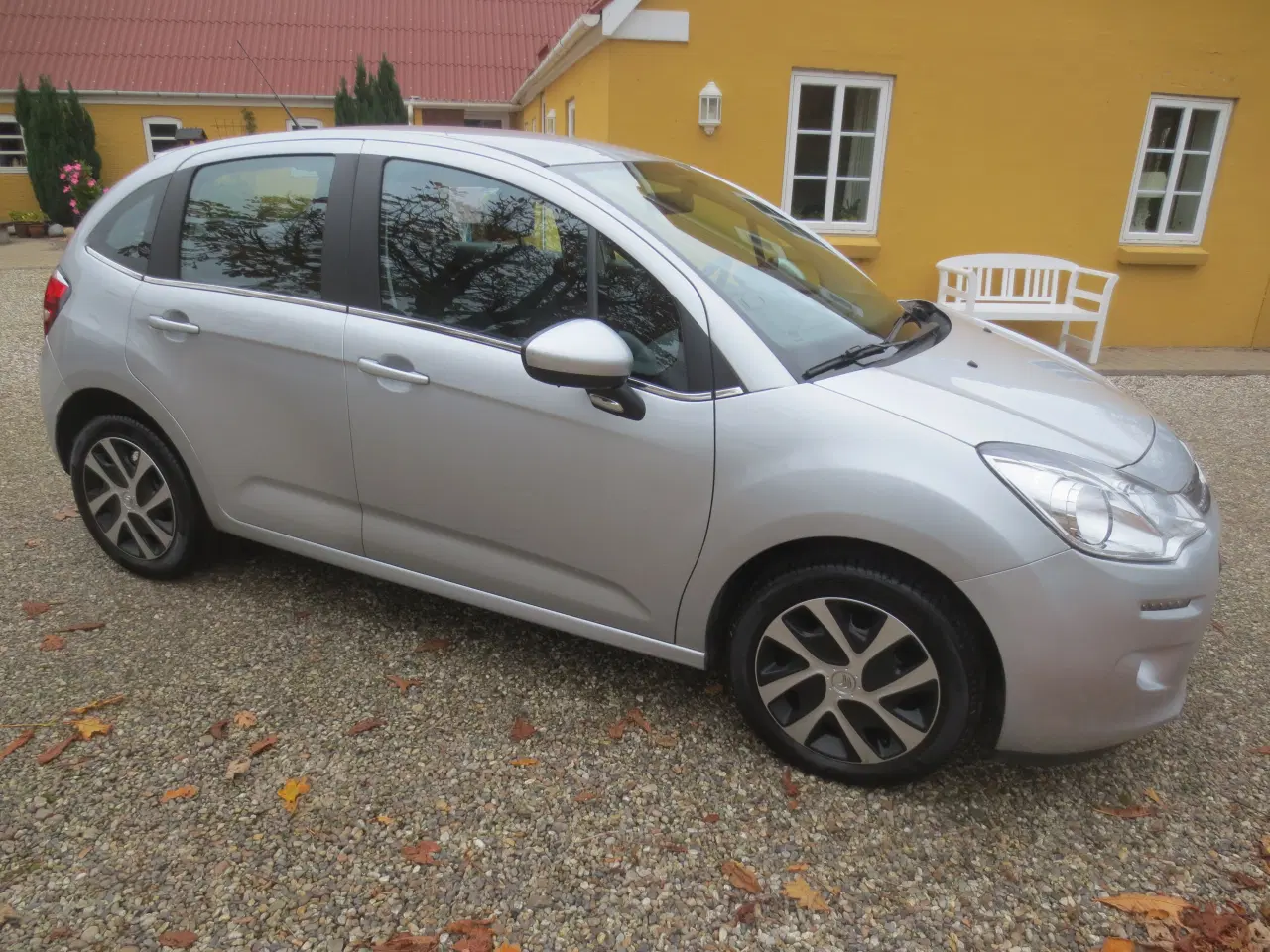 Billede 3 - Citroen C 3 1.6 BLUEHDi År 2017. Nysynet 