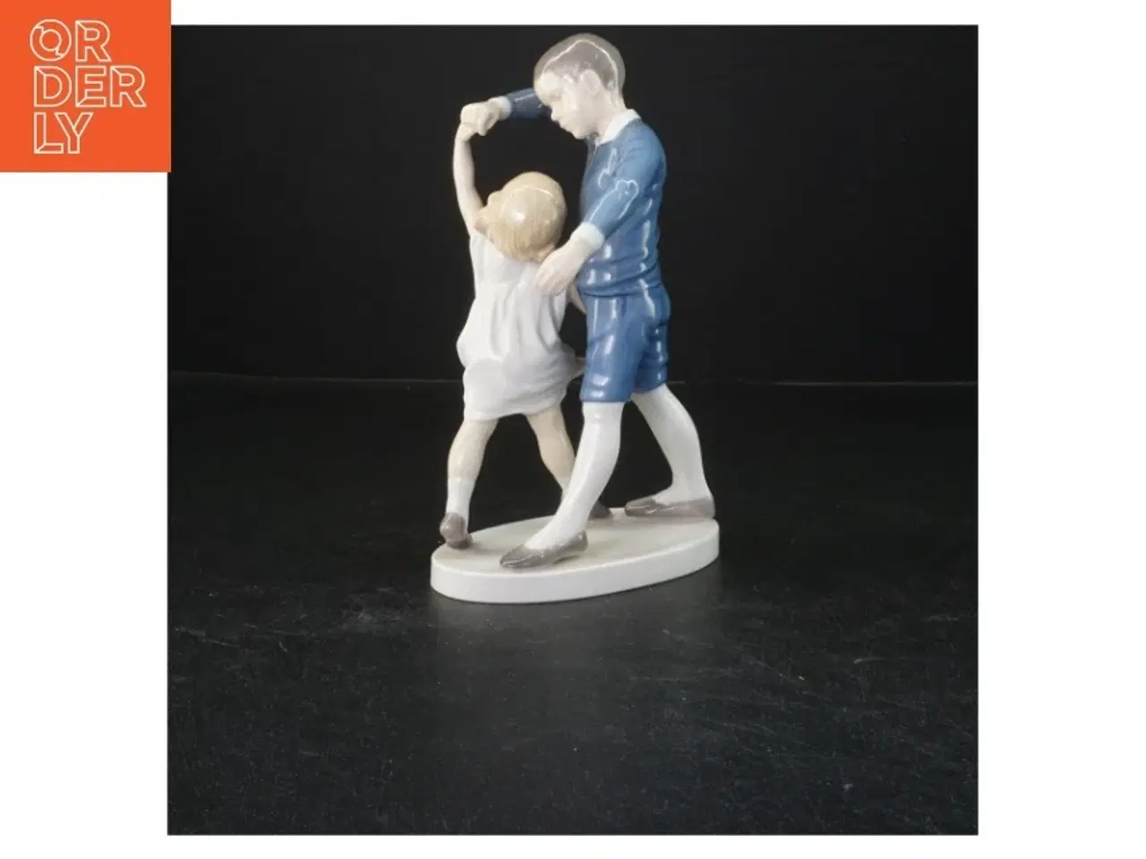 Billede 1 - Porcelænsfigur af dansende par fra B&G (str. 21x12 cm)