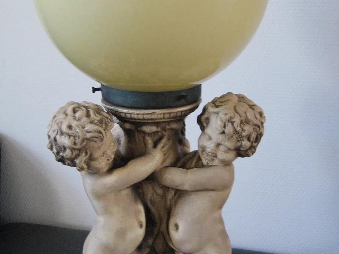 Billede 2 - Gammel skulpturlampe sælges
