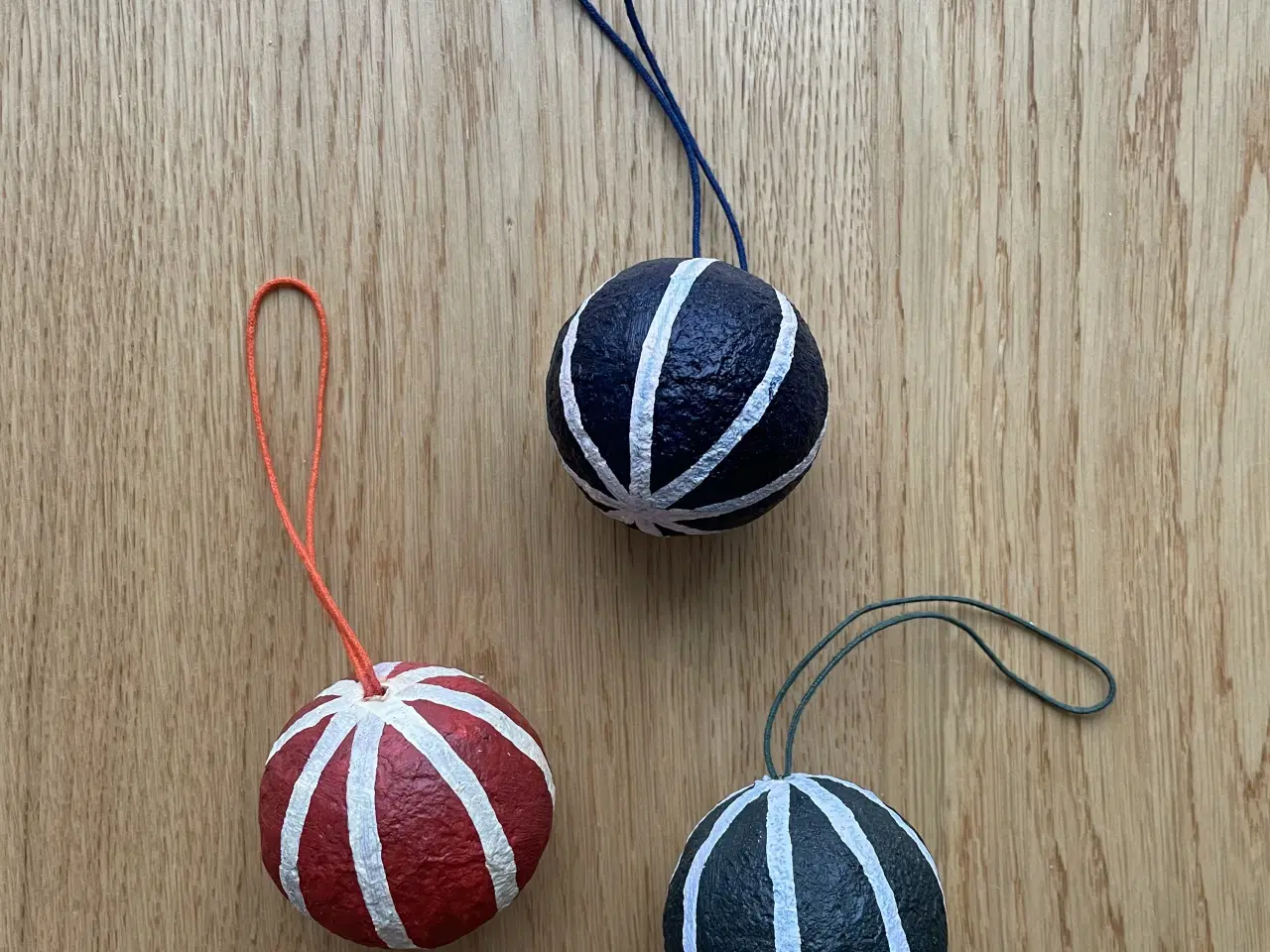 Billede 1 - Broste Copenhagen julekugler papmaché