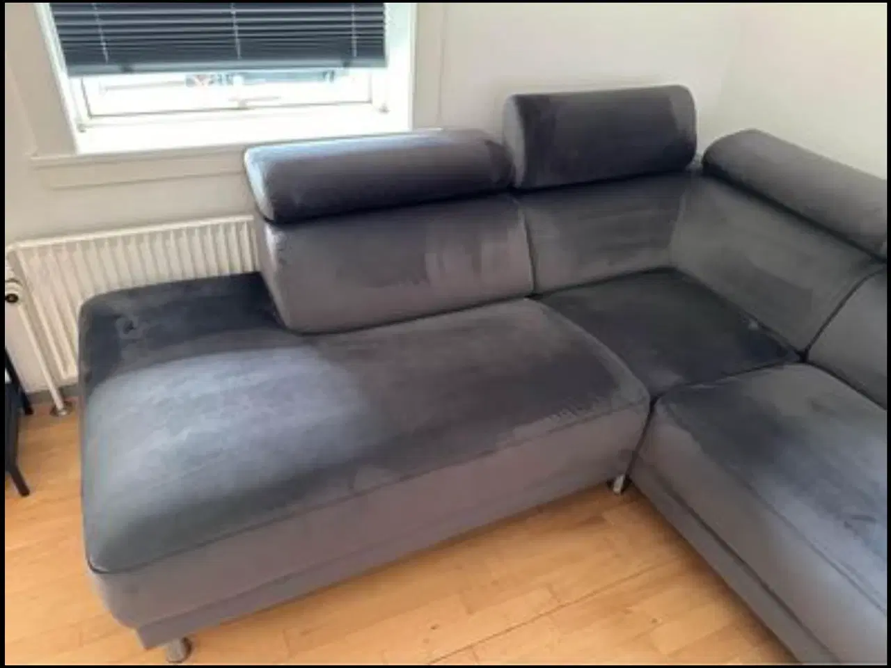 Billede 2 - Dejlig velour sofa