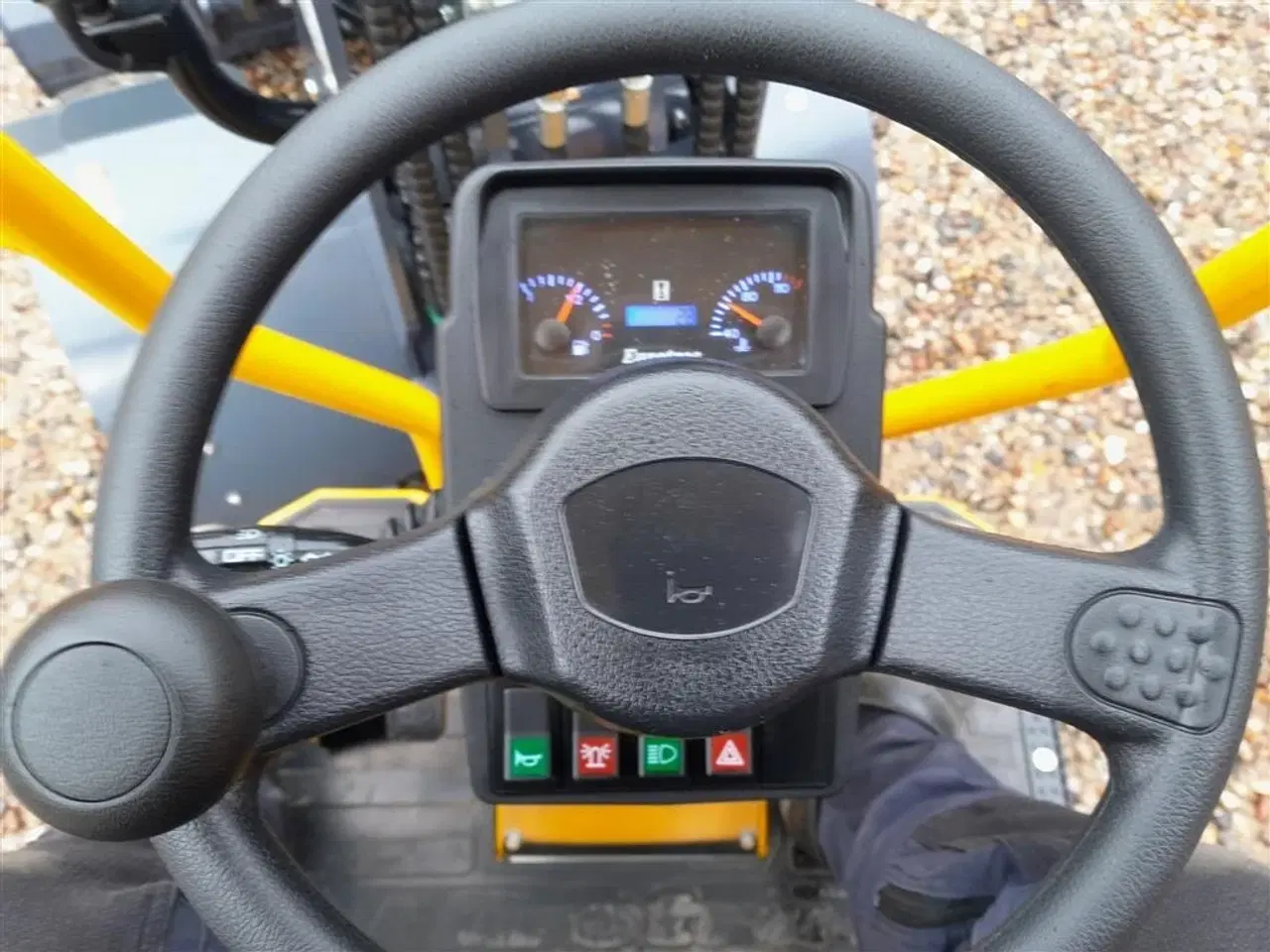 Billede 13 - Eurotrac W11 Mellem arm