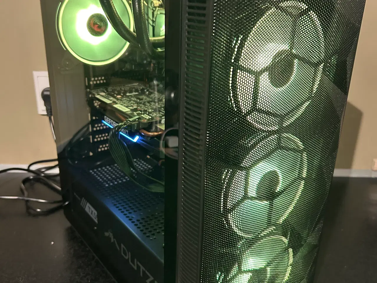 Billede 5 - 💻 Stilren & stærk gaming-PC – klar til CS2, Fortn