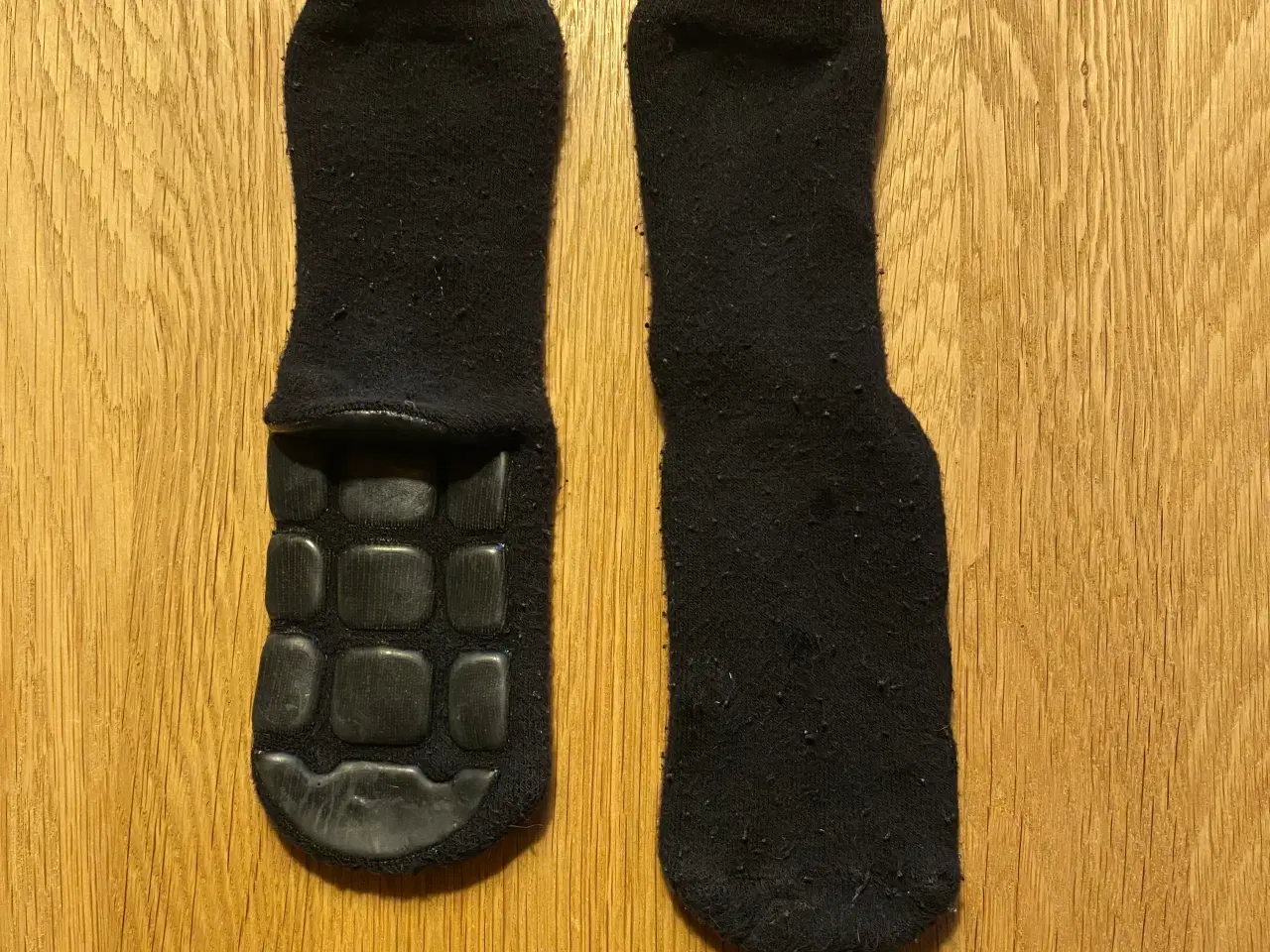 Billede 9 - Hummel sokker 24-27 strømper nogle med antiskrid 