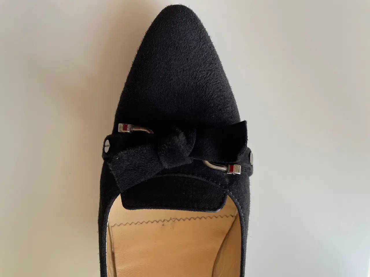 Billede 9 - Sort BRUNATE Ruskindssko str 42 med 50 mm lakhæl