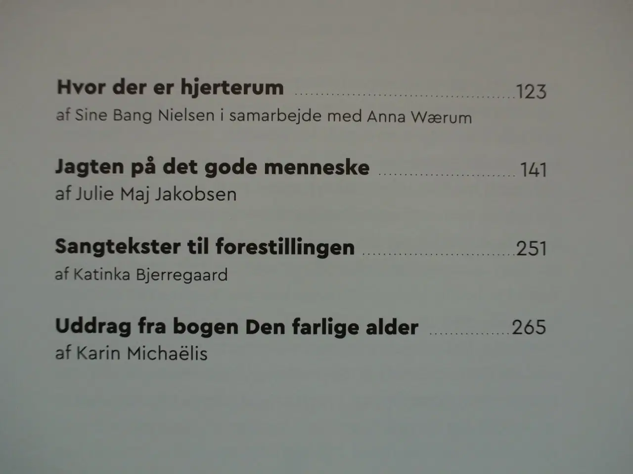 Billede 3 - jagten på det gode menneske om karin michaëlis, af