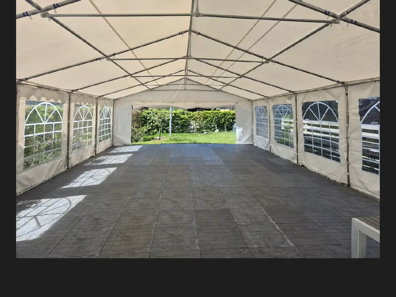 Billede 2 - Partytelt 6 x 10 meter