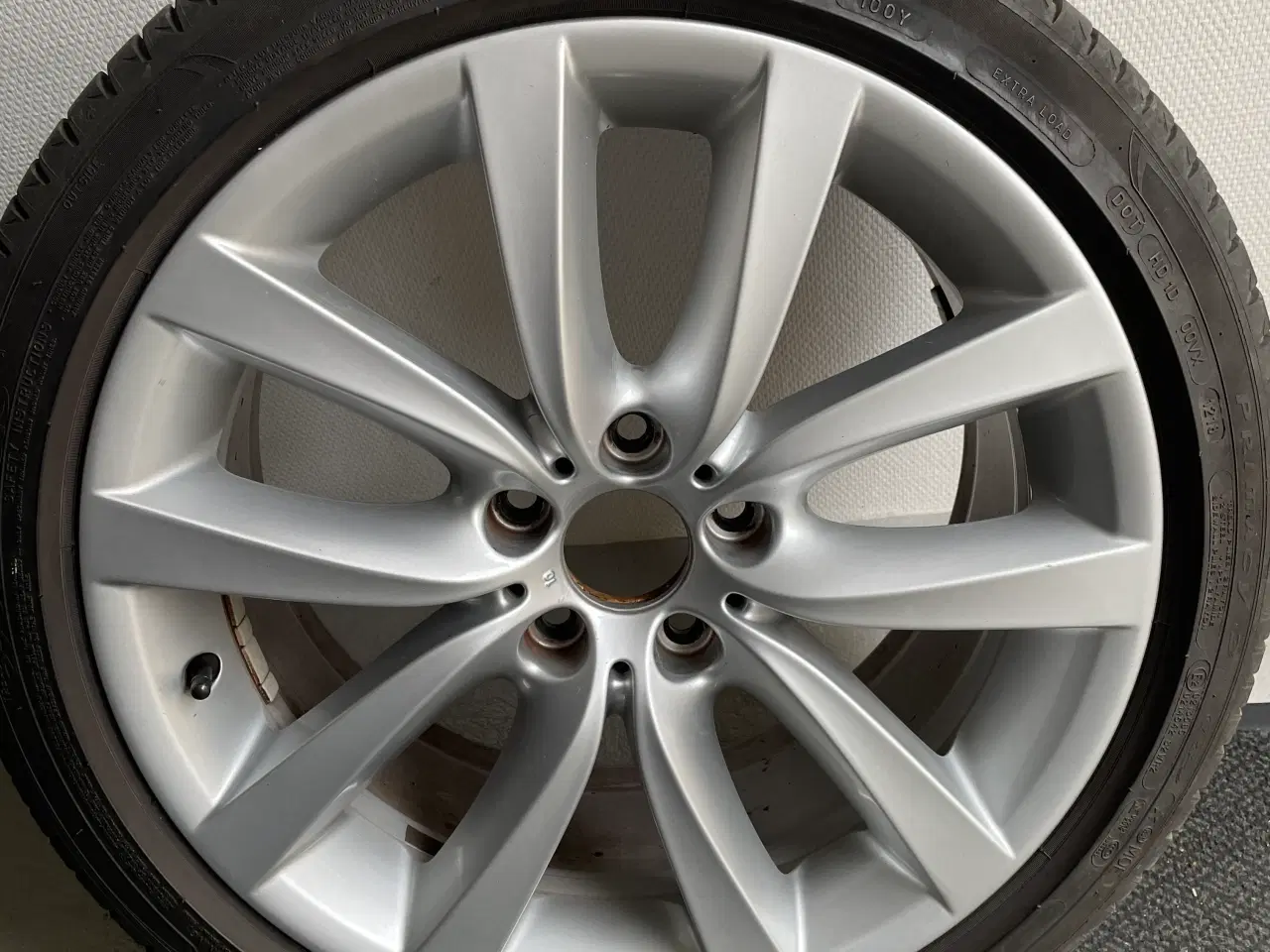 Billede 1 - 19” Original BMW 5 serie fælge med dæk