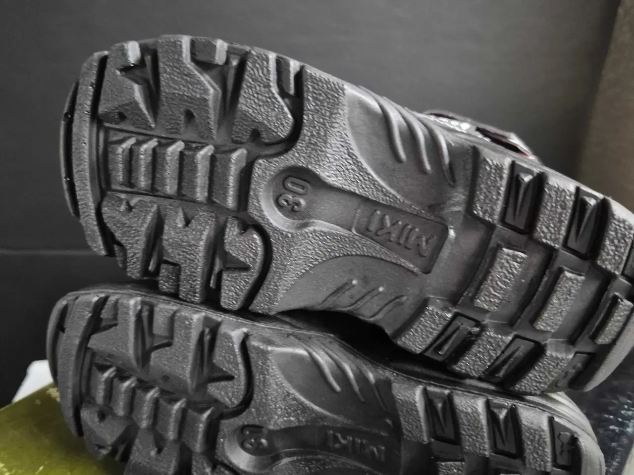 Billede 3 - Helt nye vinterstøvler 