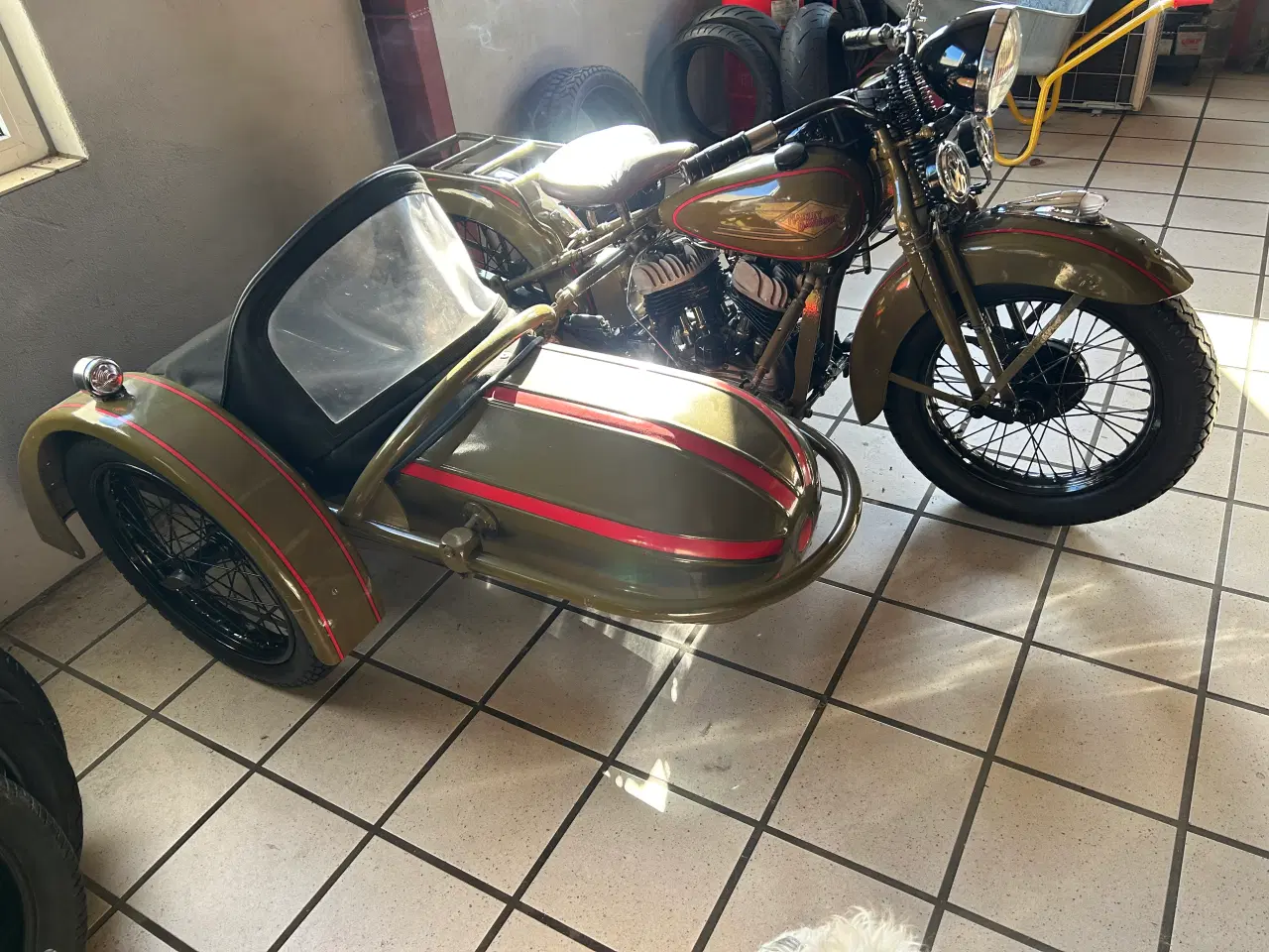 Billede 1 - Harley Davidson 750 cc årg 1945