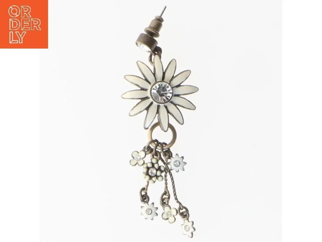 Billede 1 - Blomst ørering (str. Ø 2,5 cm)