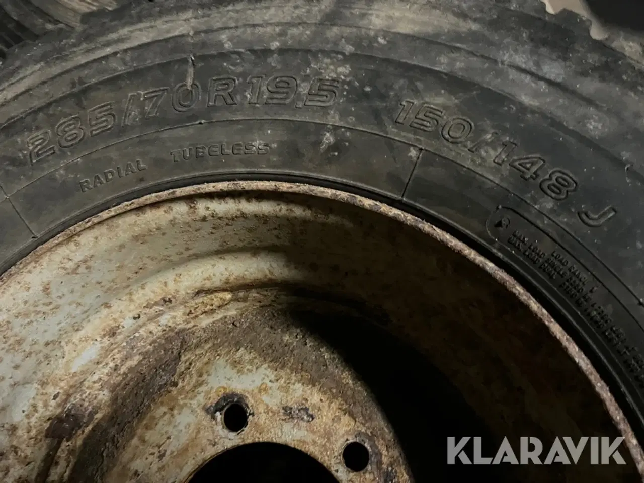 Billede 8 - Dæk med fælg Toyo 285/70R19.5 4 styk