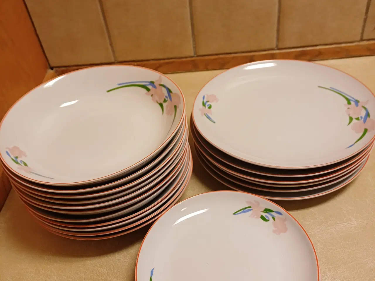 Billede 1 - Spisetallerkener Florentina fra Aida