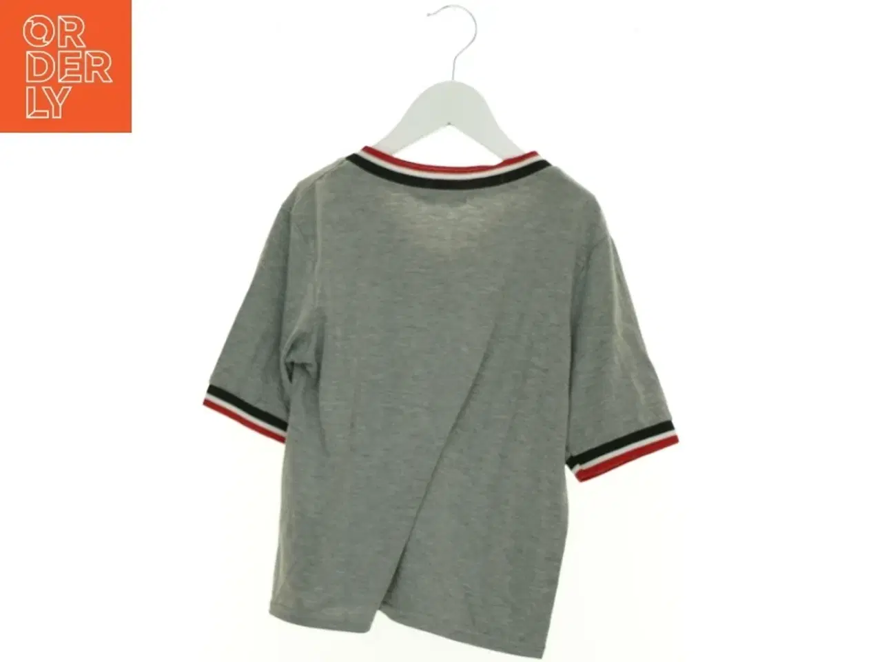 Billede 2 - T-Shirt (str. 122 cm)