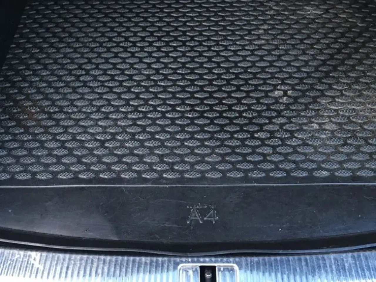 Billede 1 - bagagerumsbakke Audi A4