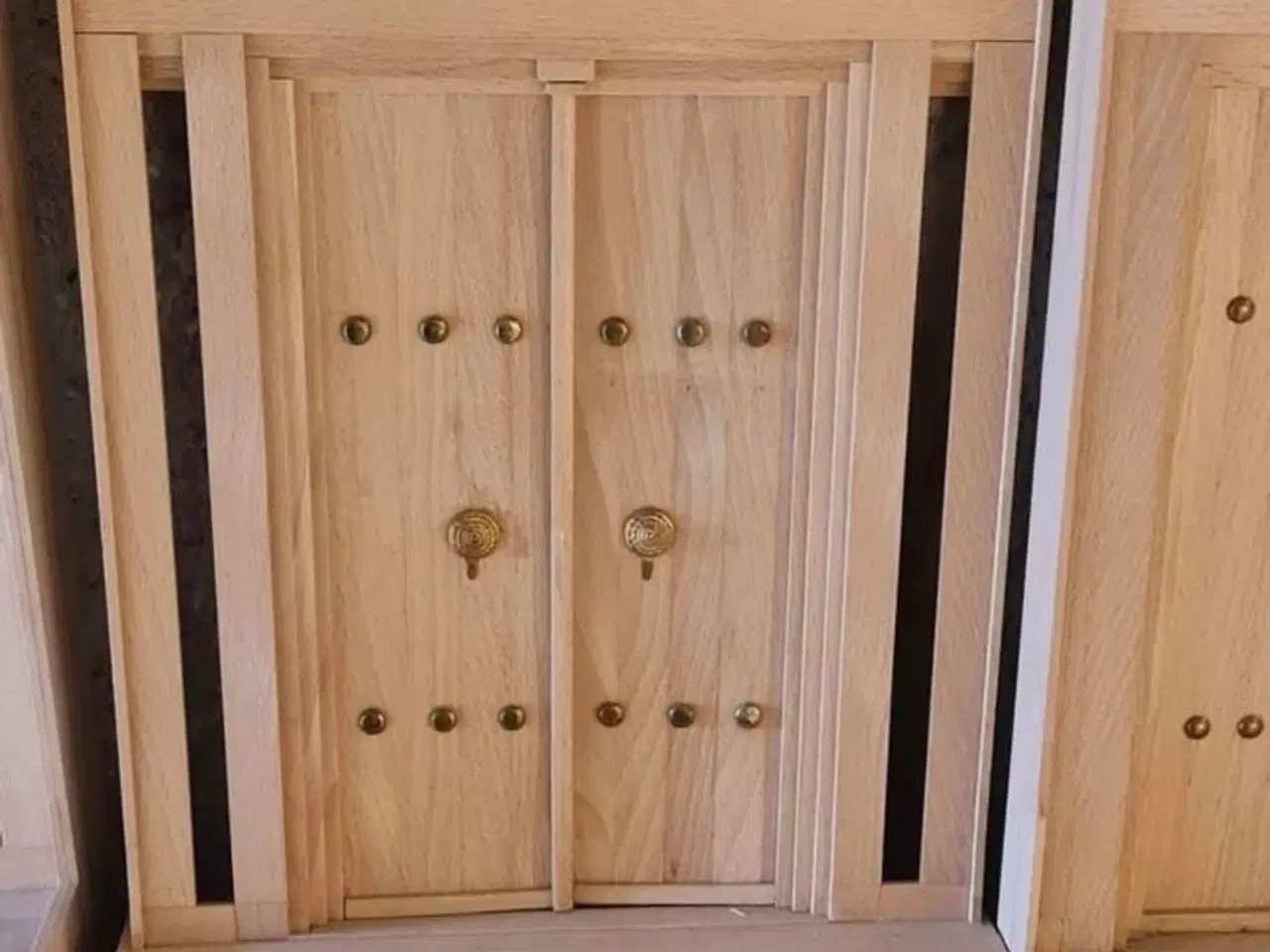 Billede 4 - Små håndlavet trædøre