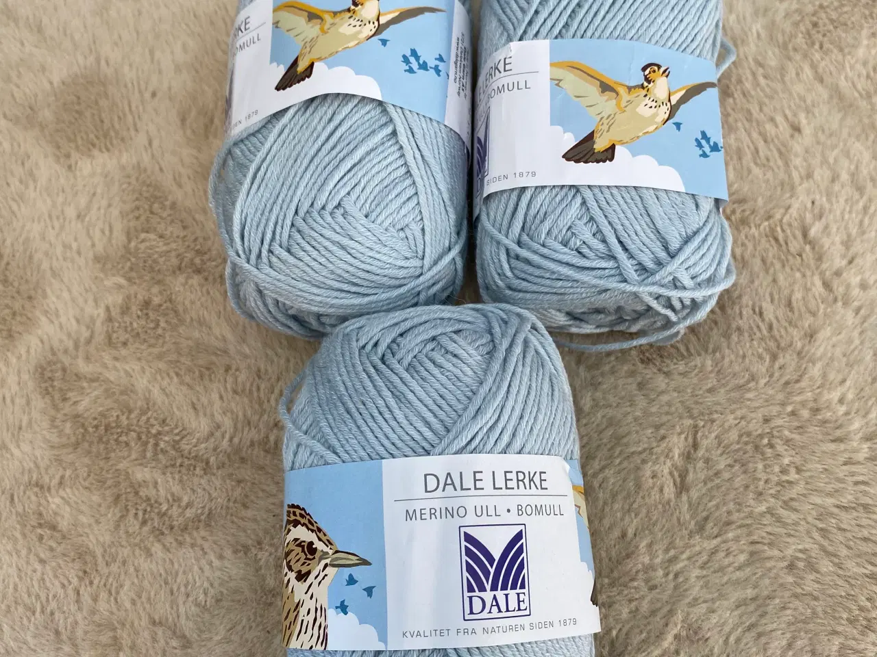 Billede 8 - Lækkert Dale Lerke garn 112 nøgler - 18 farver