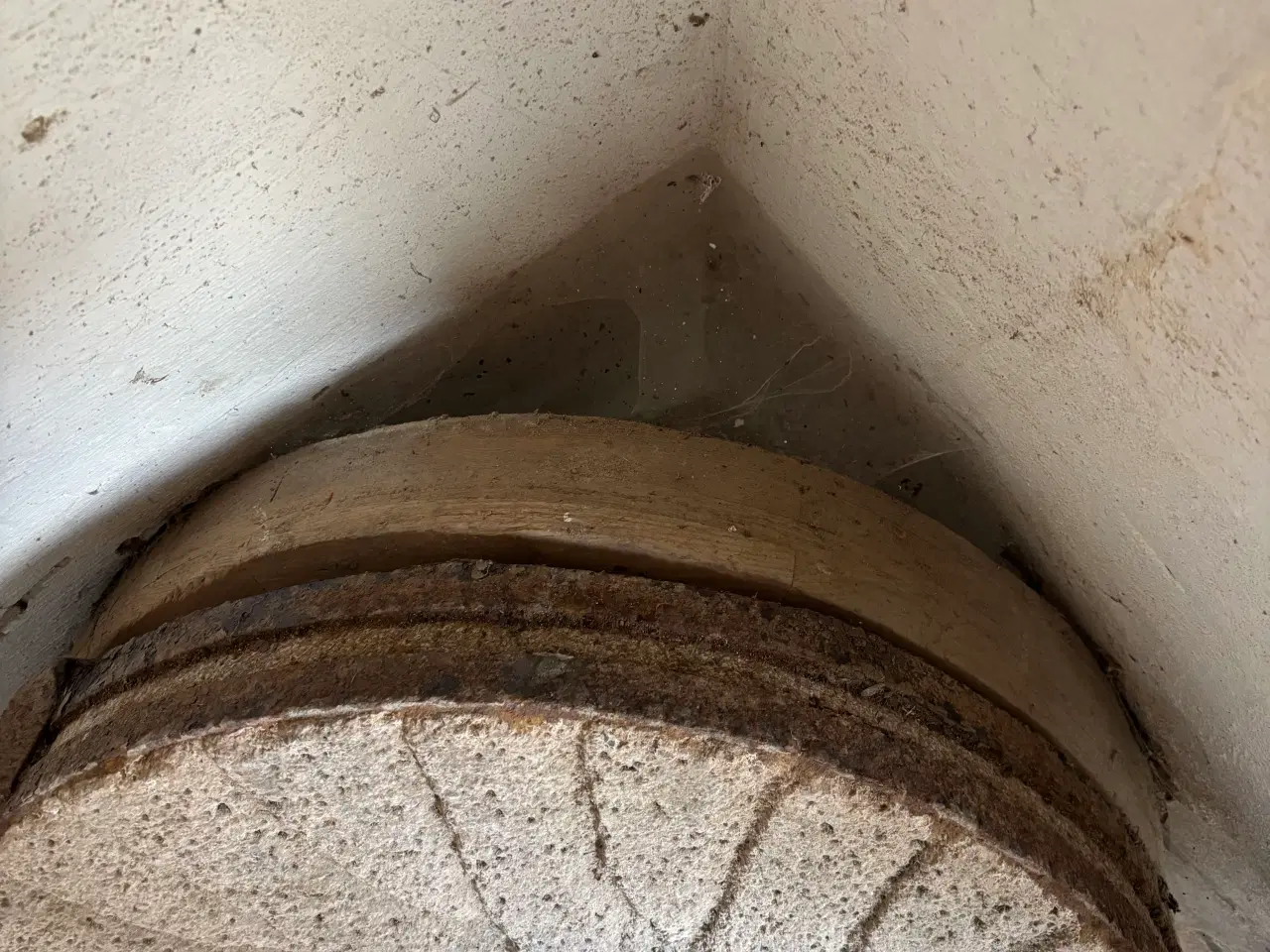 Billede 2 - Møllesten