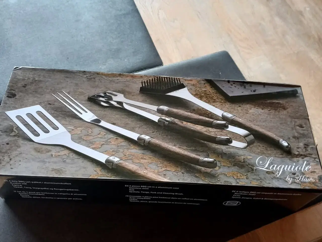 Billede 4 - Laguiole grill sæt, eg