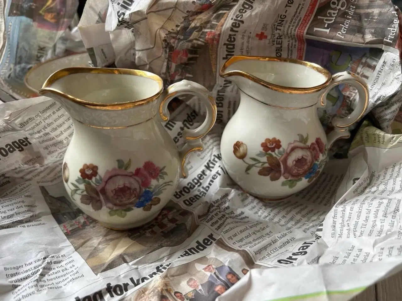 Billede 8 - Antik service fra kjøbenhavn porcelains malleri