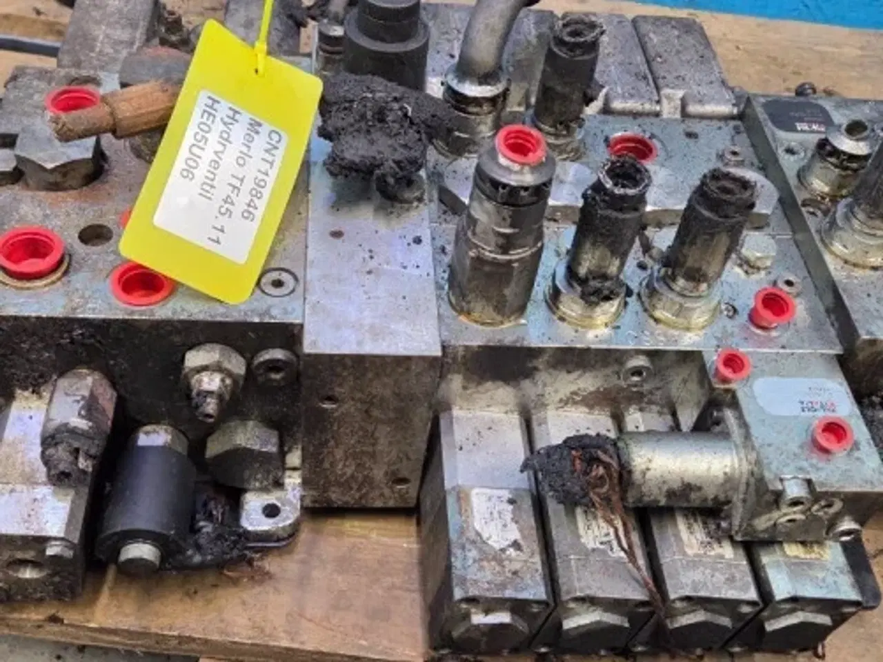 Billede 2 - Merlo TF45.11 Hydraulikventil 132286