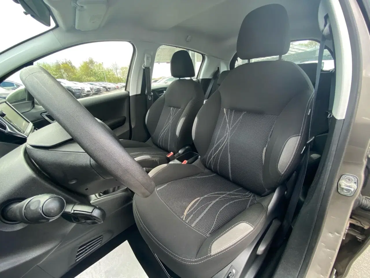 Billede 9 - Peugeot 208 1,6 e-HDi Active 92HK 5d
