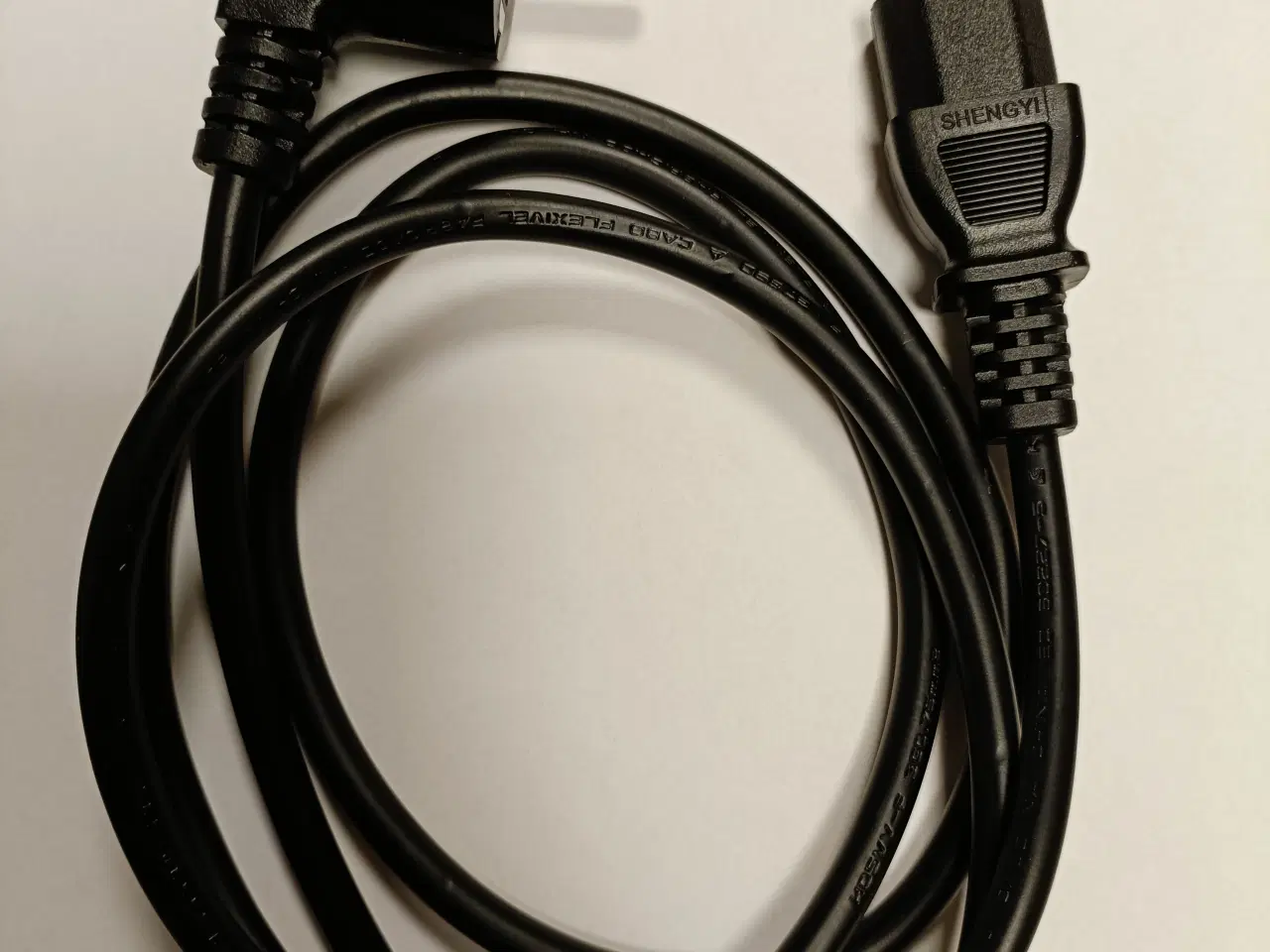 Billede 1 - Computerkabel, Standard 230V kabel med Schüko stik