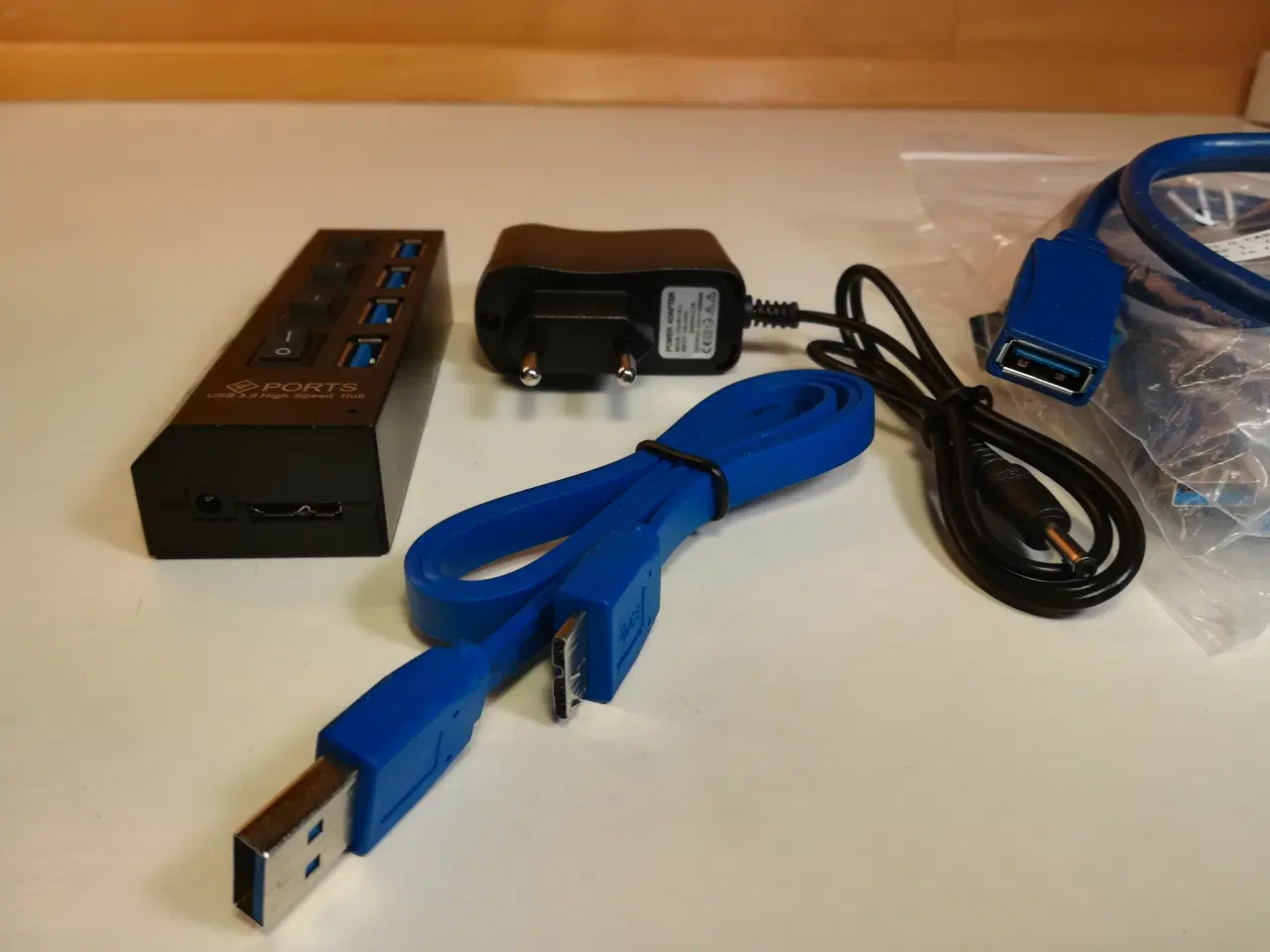 Billede 3 - 4-Ports USB 3.0 Hub, inklusive strømforsyning