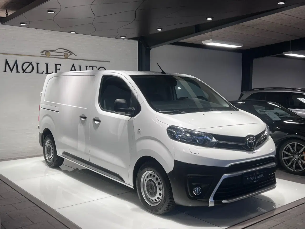 Billede 1 - Toyota ProAce 2,0 D 120 Medium Comfort Master aut.